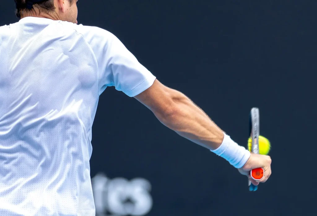 What Are the Symptoms of Tennis Elbow