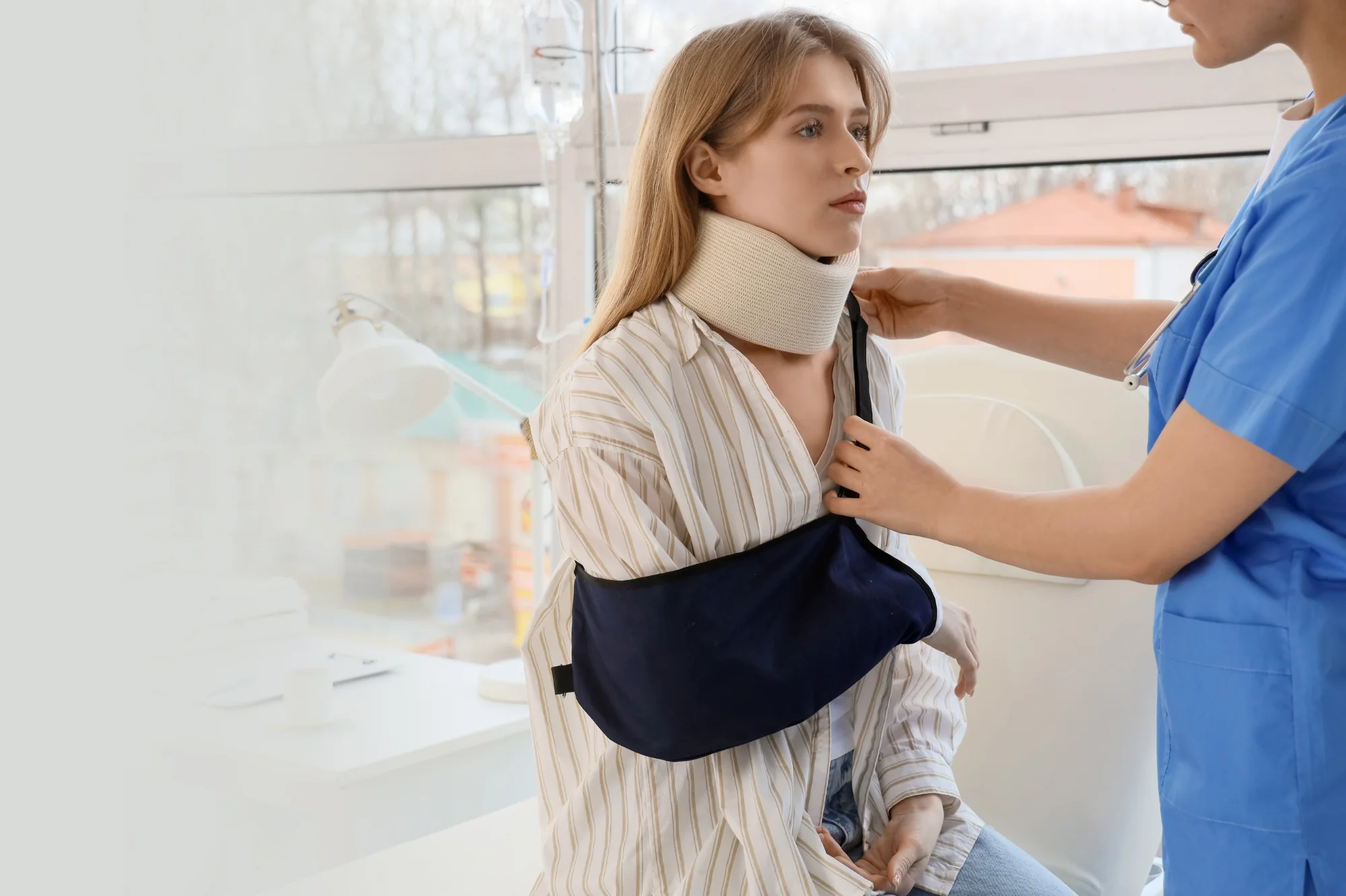 Woman with shoulder fracture